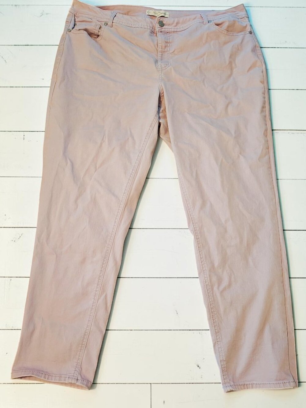 EST. 1846 Denim Women's 20w Light Lavender High-Rise Straight Leg Jeans
